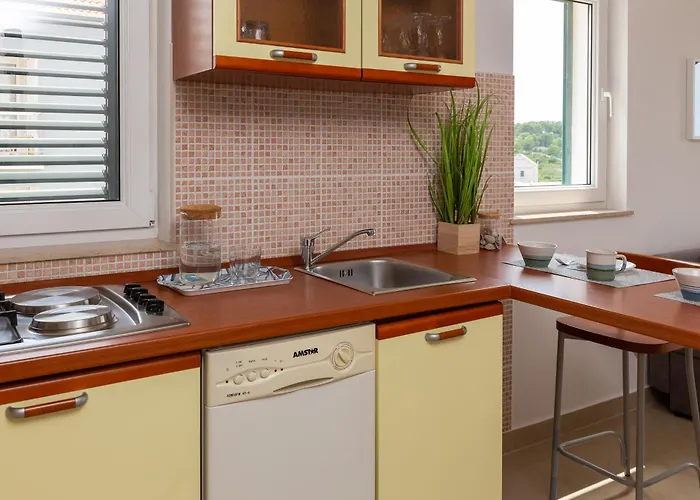 Maki Apartments