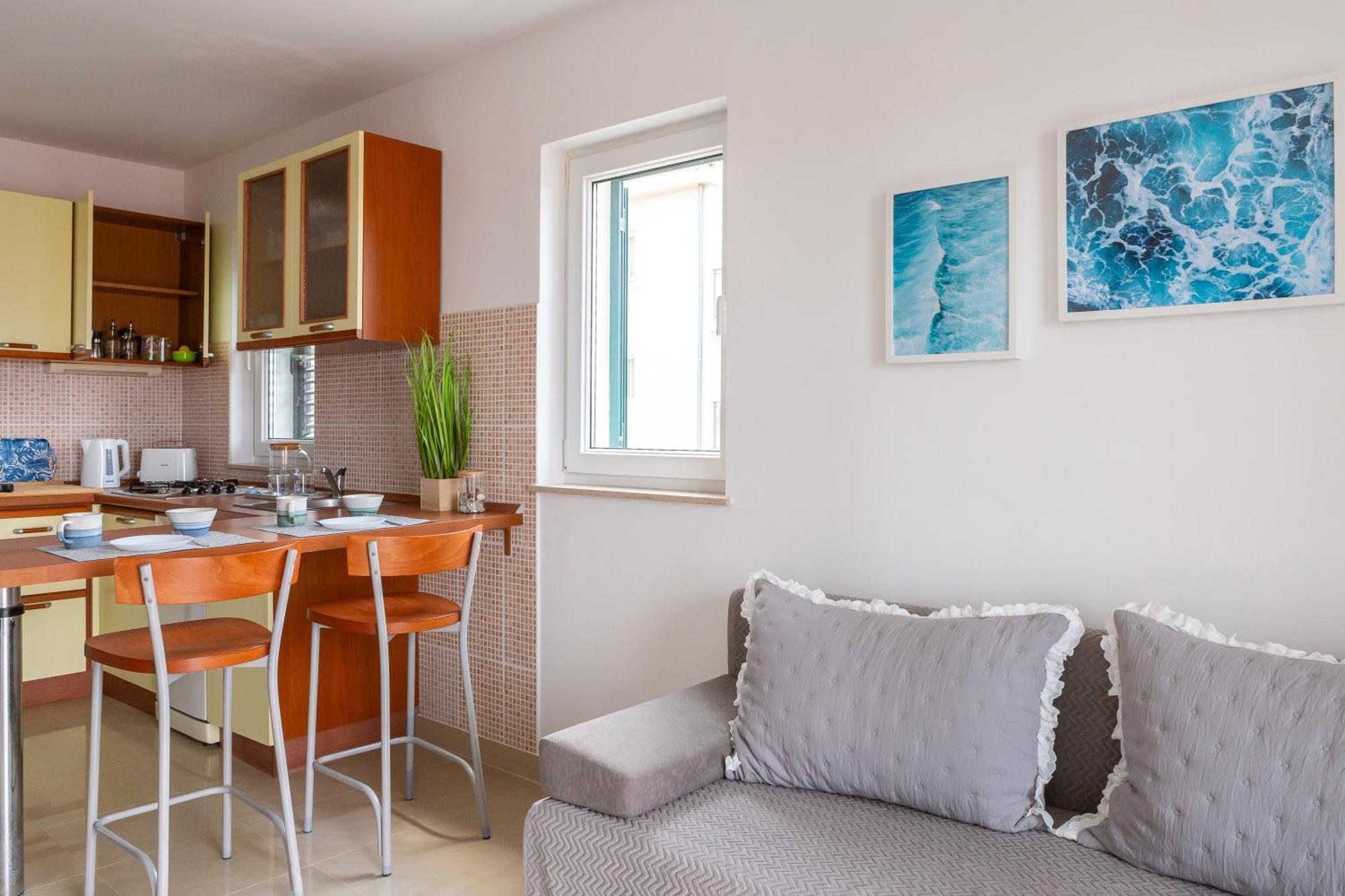 Apartment Maki